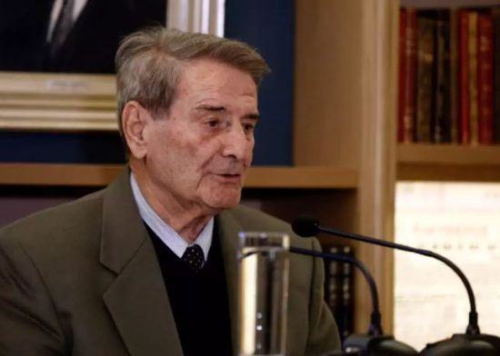 Πέθανε ο δημοσιογράφος Βασίλης Νικολόπουλος