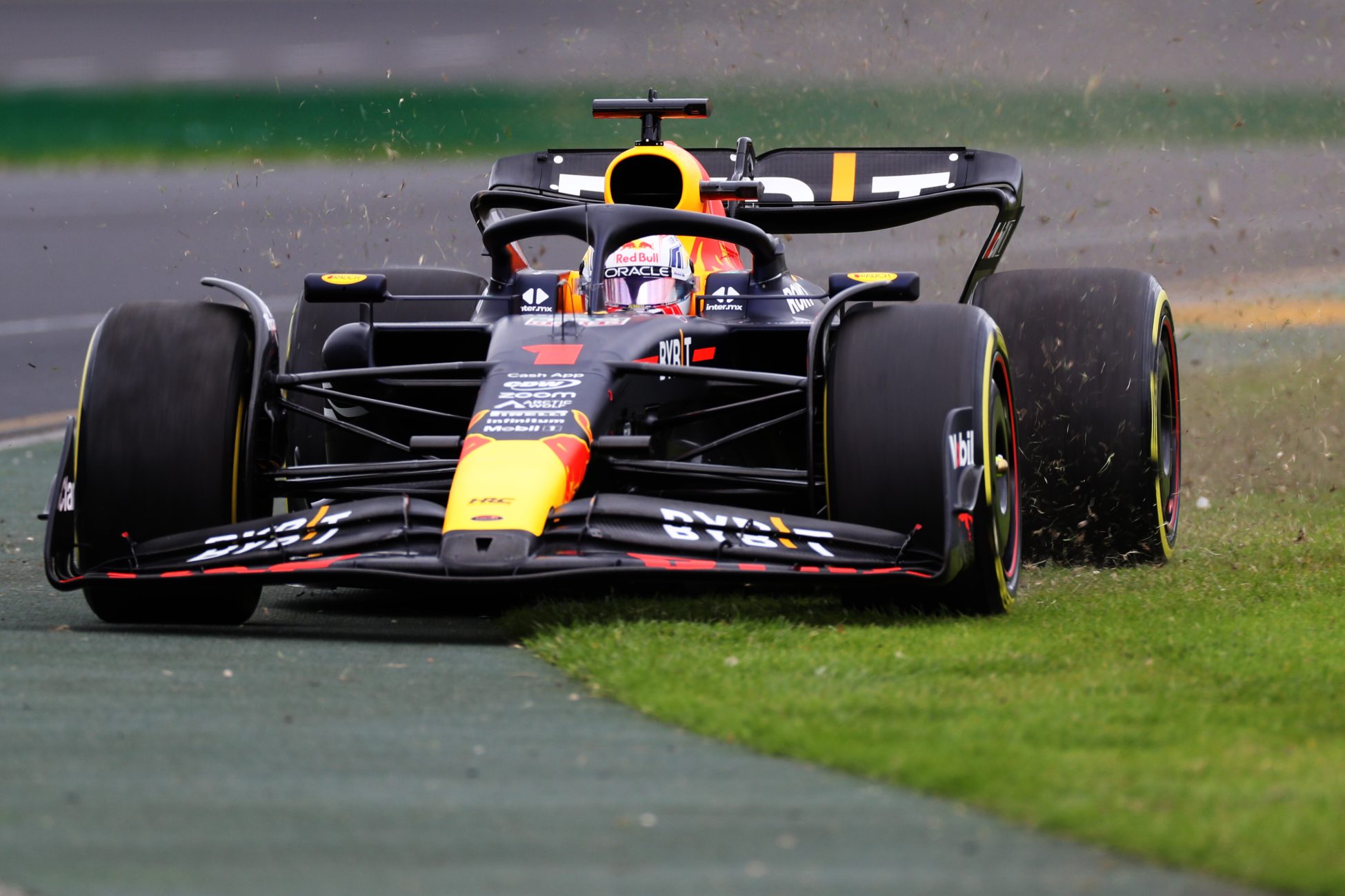 F1 Αυστραλία: Ταχύτεροι Φερστάπεν, Αλόνσο στα ελεύθερα!