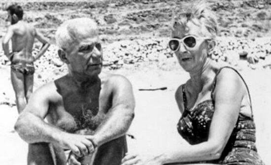 Η Ελένη Βλάχου και ο Ηλίας Βενέζης στη Μύκονο το 1963