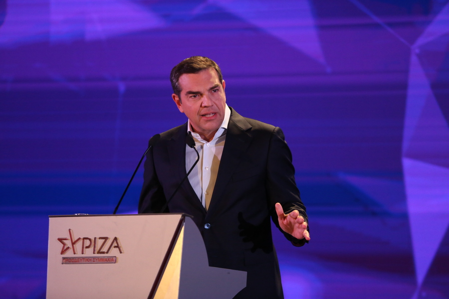 Ο Αλέξης Τσίπρας παρουσιάζει το πρόγραμμα του ΣΥΡΙΖΑ για τα κόκκινα δάνεια