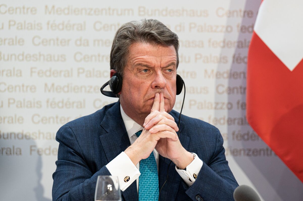 UBS Πώς προχωρούν τα σχέδια για την πώληση του προβληματικού χρέους