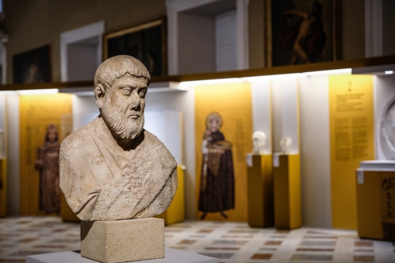 Άποψη της έκθεσης για το Βυζάντιο στο Αρχαιολογικό Μουσείο Νάπολης