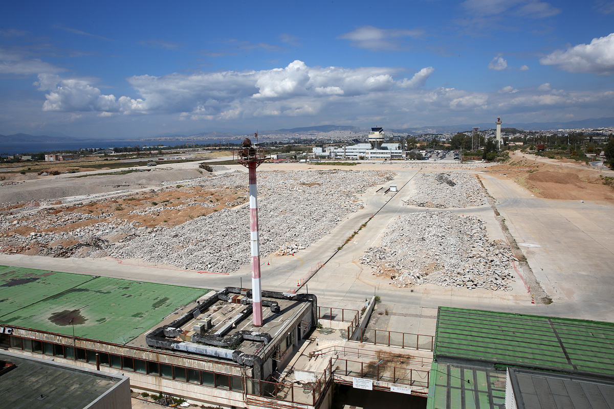 Αποψη των παλιών αεροδιδρόμων στο αεροδρόμιο του Ελληνικού