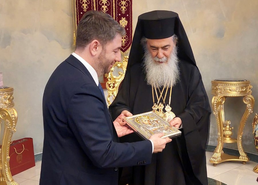 Ο πρόεδρος του ΠΑΣΟΚ-Κινήματος Αλλαγής, Νίκος Ανδρουλάκης, συναντάται με τον Μακαριώτατο Πατριάρχη Ιεροσολύμων κ.κ. Θεόφιλο Γ στα Ιεροσόλυμα (ΑΠΕ-ΜΠΕ)