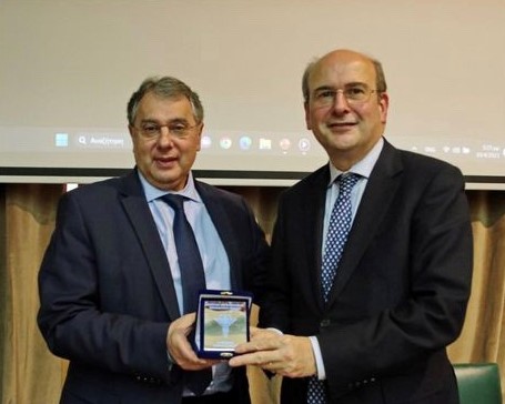 Βασίλης Κορκίδης, Πρόεδρος ΕΒΕΠ και Κωστής Χατζηδάκης, Υπουργός Εργασίας και Κοινωνικών Υποθέσεων