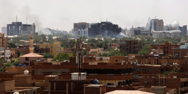 Άποψη του Χσρτούμ στο Σουδάν εν μέσω πολεμικών αναταραχών