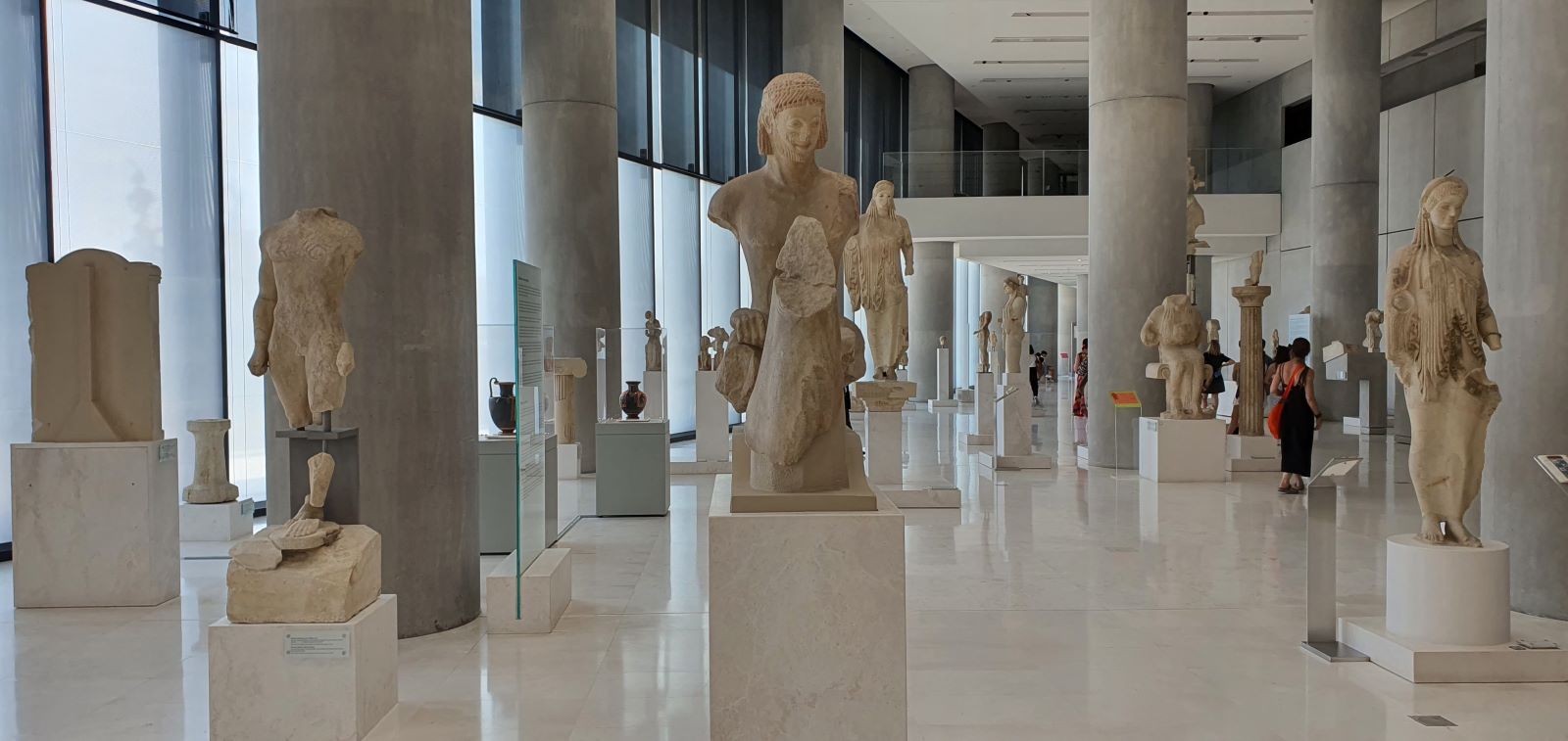 Άποψη της Αίθουσας Αρχαϊκής εποχής στο Μουσείο Ακρόπολης