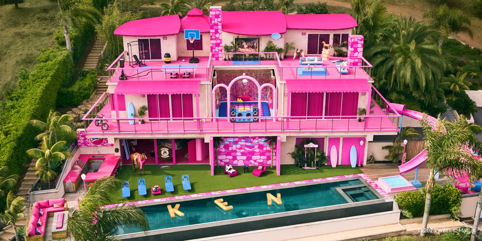 Airbnb: Ένα παραμυθένιο 2ήμερο στο σπίτι της Barbie, εντελώς δωρεάν!