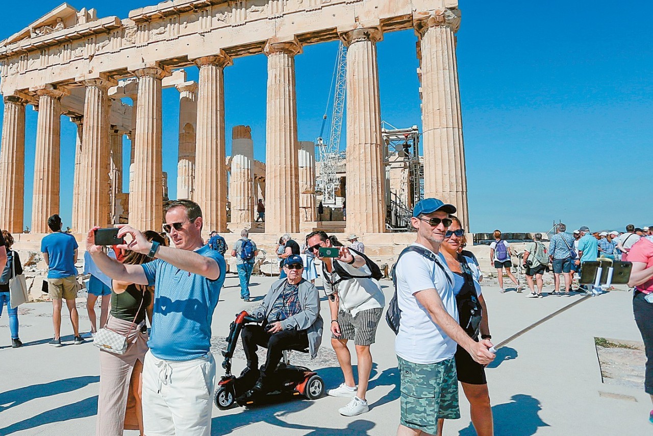 Η προσβασιμότητα της Ακρόπολης από όλους