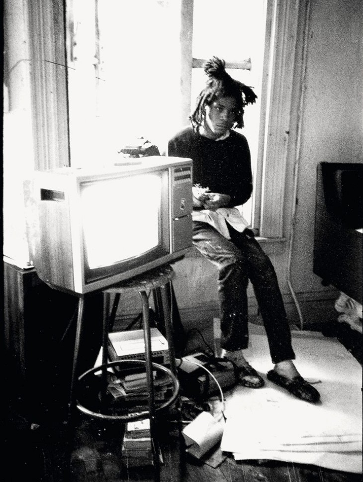 Ο Ζαν-Μισέλ Μπασκιά (1960-1988) στο ατελιέ του στη Νέα Υόρκη, το 1983
