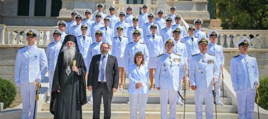 Τελετή ορκωμοσίας νέων Σημαιοφόρων Λιμενικού Σώματος