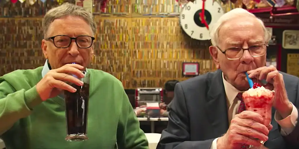 Bill Gates και Warren Buffett πίνουν Milkshake