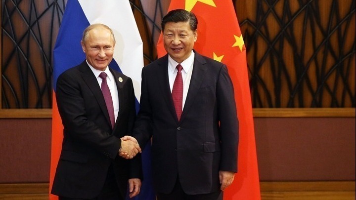 Ο Σι Τζινπίνγκ με τον Βλαντίμιρ Πούτιν