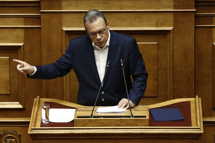 Ο πρόεδρος της κοινοβουλευτικής ομάδας του ΣΥΡΙΖΑ-Προοδευτική Συμμαχία, Σωκράτης Φάμελλος μιλάει στην Ολομέλεια της Βουλής κατά τη διάρκεια ανάγνωσης και συζήτησης επί των Προγραμματικών Δηλώσεων της Κυβέρνησης, Αθήνα Πέμπτη 6 Ιουλίου 2023. ΑΠΕ-ΜΠΕ/ΑΠΕ-ΜΠΕ/ΓΙΑΝΝΗΣ ΚΟΛΕΣΙΔΗΣ