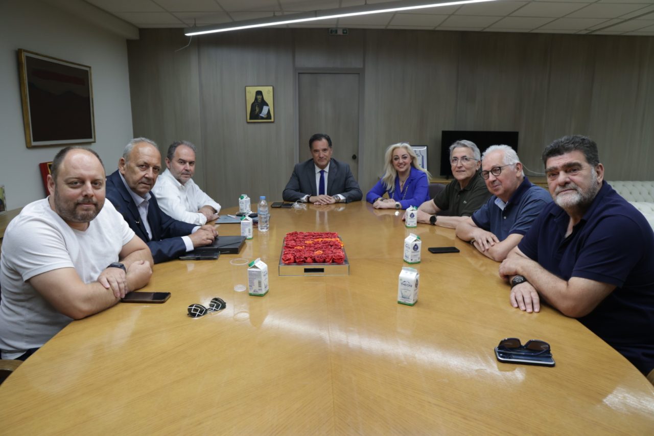 Συνάντηση εργασίας του υπουργού Εργασίας και Κοινωνικής Ασφάλισης, Άδωνι Γεωργιάδη, με το Προεδρείο της ΓΣΕΕ