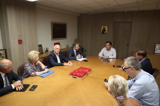 Δεκατρία αιτήματα του ΕΒΕ Πειραιά στον Άδωνι Γεωργιάδη