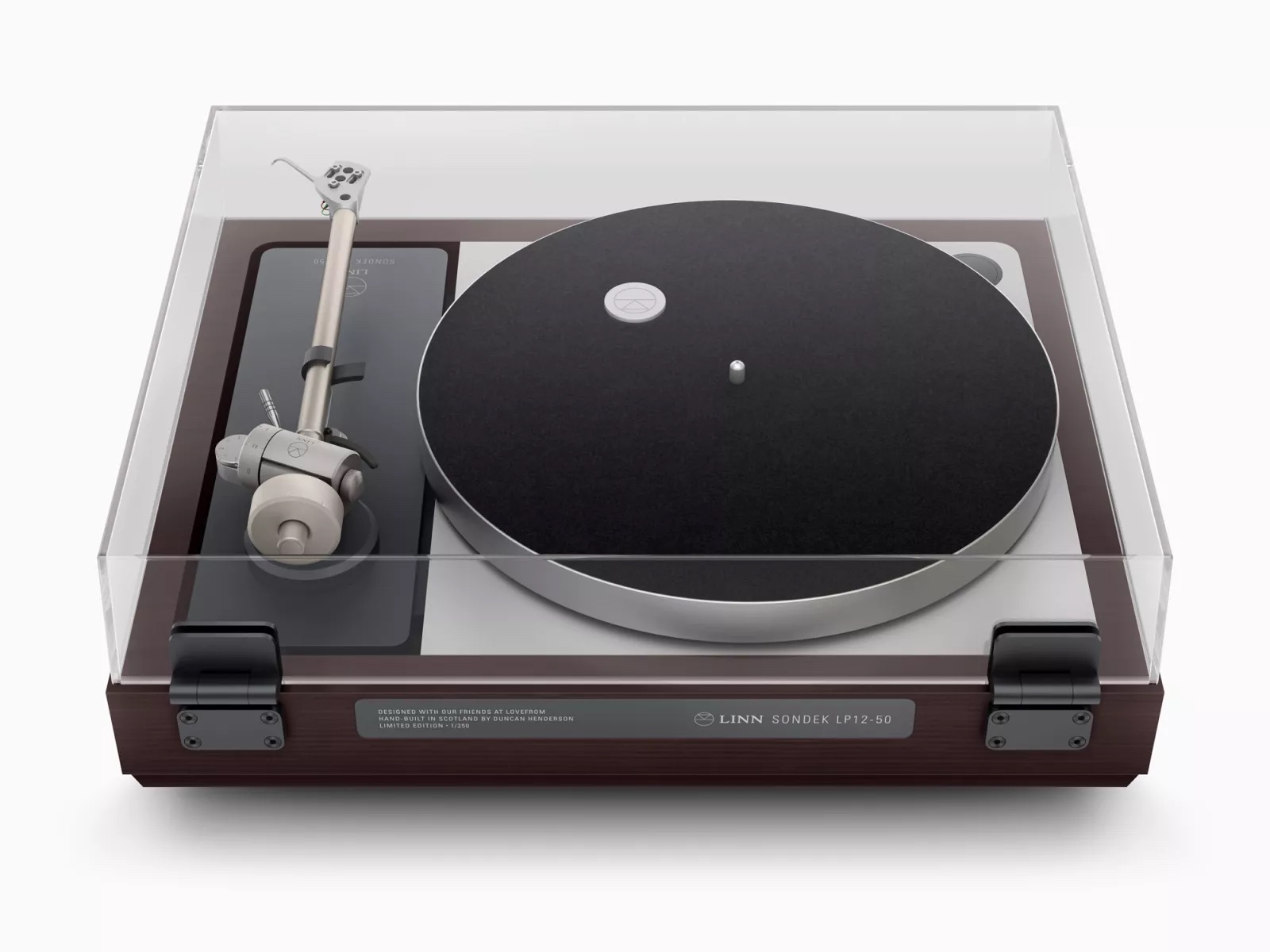 Ο Jony Ive παρουσιάζει το άκρως συλλεκτικό Sondek LP12-50