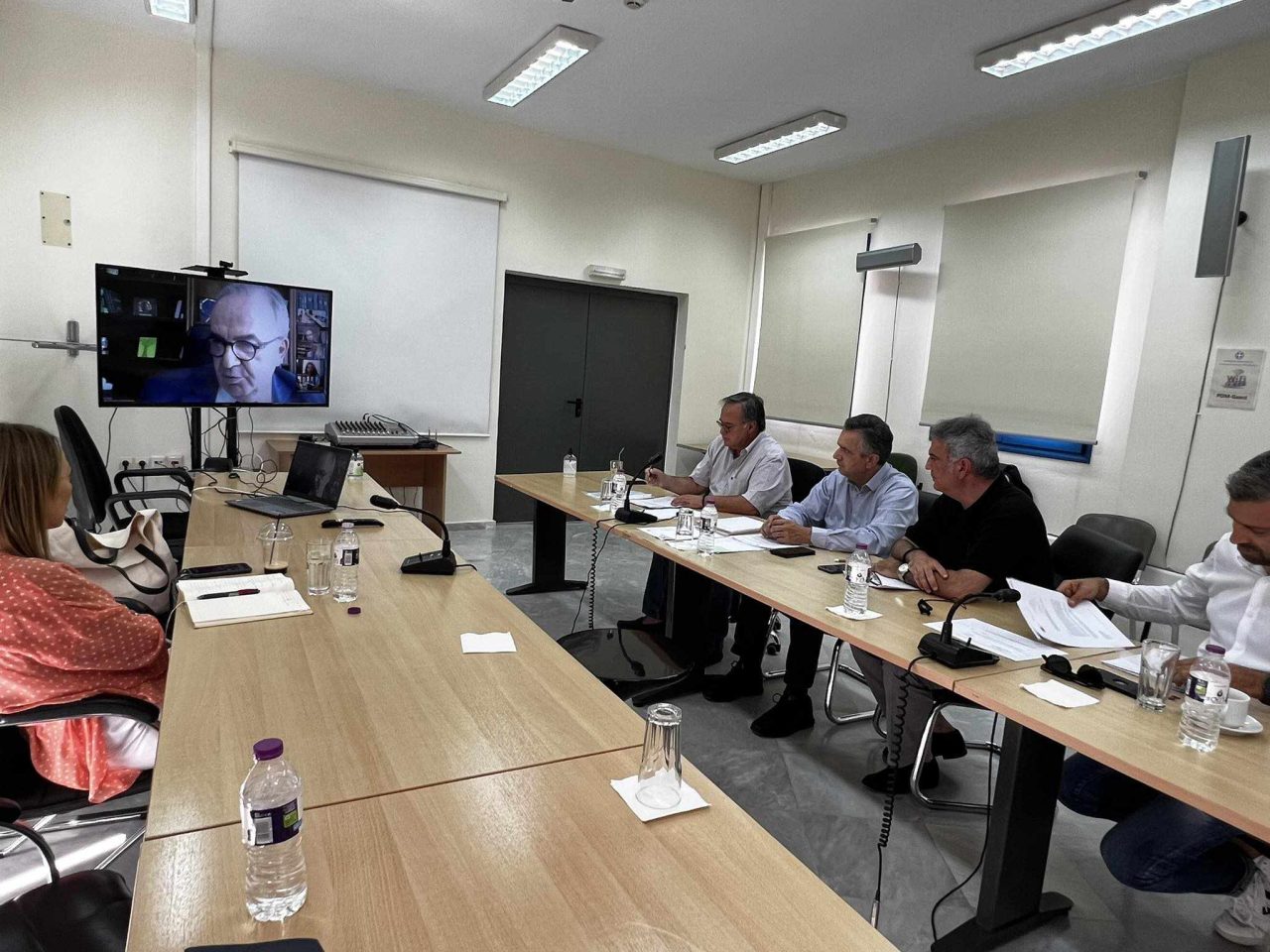 Σύσκεψη στην Κοζάνη για τα μέτρα στήριξης της γουνοποιίας