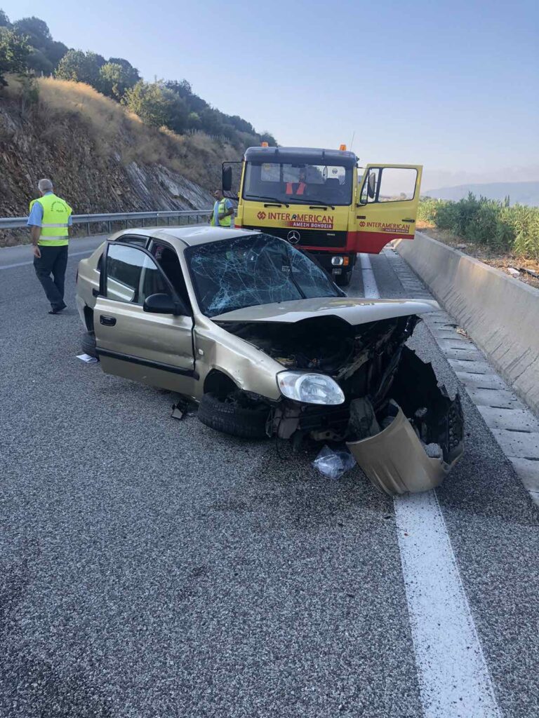 Τροχαλιο ατύχημα στον Κουβαρά