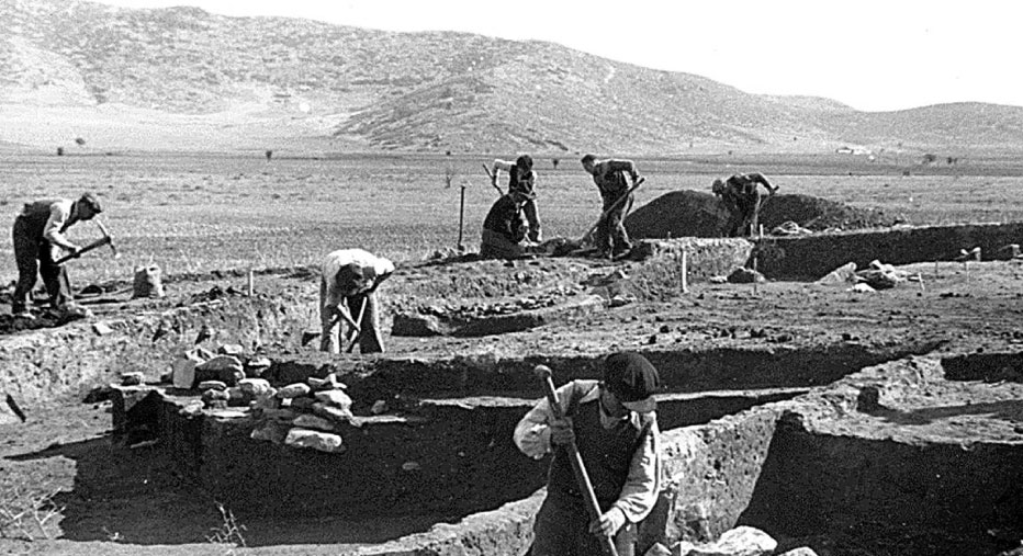 Οι παράνομες ανασκαφές του γερμανού αρχαιολόγου Χανς Ράινερτ το 1941