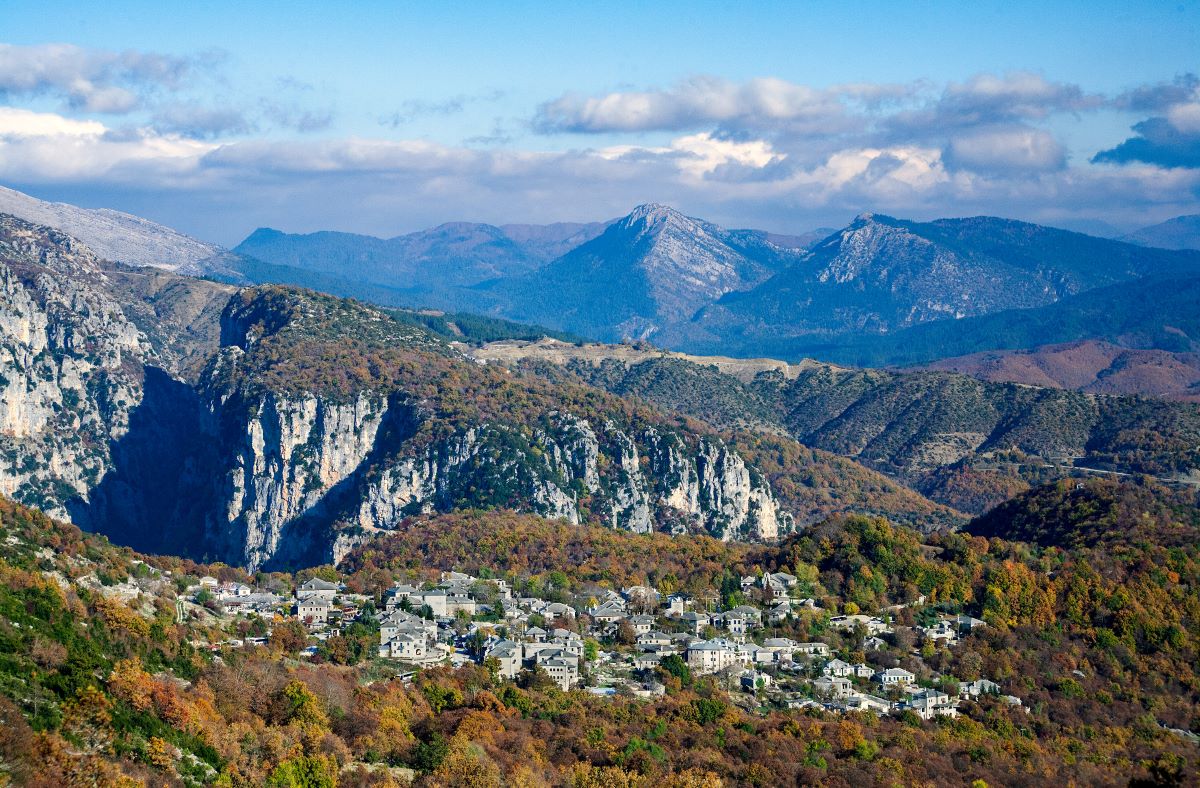 Το Μονοδένδρι Ιωαννίνων