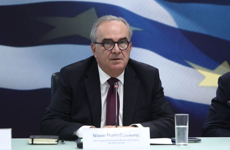 Ο αναπληρωτής Υπουργός Εθνικής Οικονομίας και Οικονομικών, Νίκος Παπαθανάσης