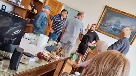 Μπέος για επεισόδιο με πλημμυροπαθή: «Τελείωσε! Καλή συνέχεια!»