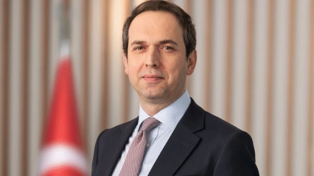 Ο Τούρκος υπουργός Ενέργειας Αλπαρσλάν Μπαϊρακτάρ