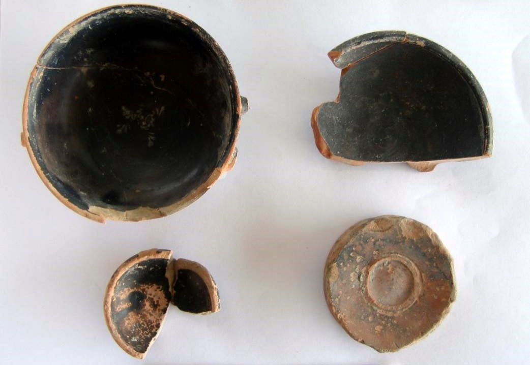 Κεραμικά από ανασκαφή στη Σαλαμίνα
