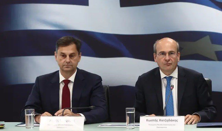 Χάρης Θεοχάρης, Υφυπουργός Εθνικής Οικονομίας και Οικονομικών και Κωστής Χατζηδάκης, Υπουργός Εθνικής Οικονομίας και Οικονομικών