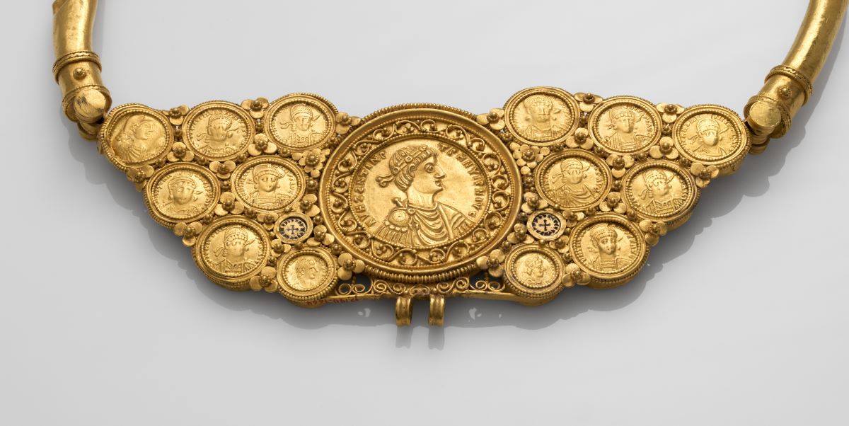 Βυζαντινό χρυσό περιδέραιο, περ. 539-550