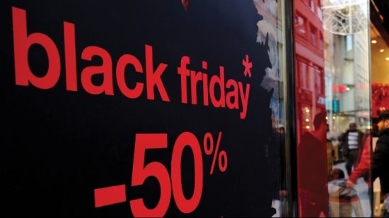 Black Friday: 4+1 κόλπα για να μην πέσετε θύμα των προσφορών 