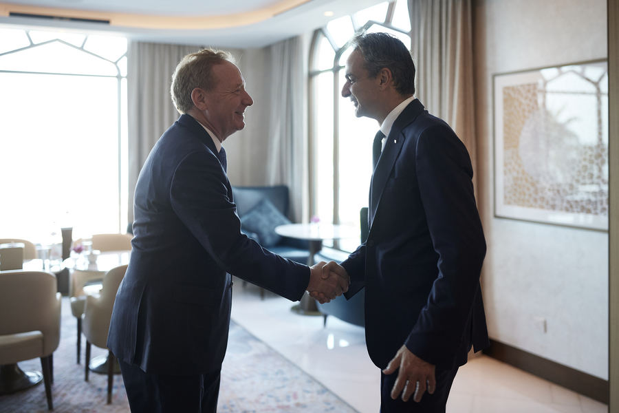 Ο Πρωθυπουργός Κυριάκος Μητσοτάκης συναντήθηκε με τον Αντιπρόεδρο ΔΣ και Πρόεδρο της Microsoft Brad Smith