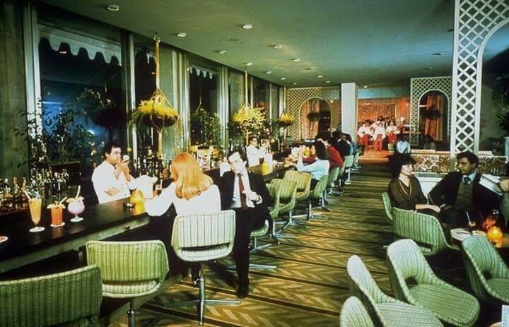 Το Galaxy Bar, το 1965 