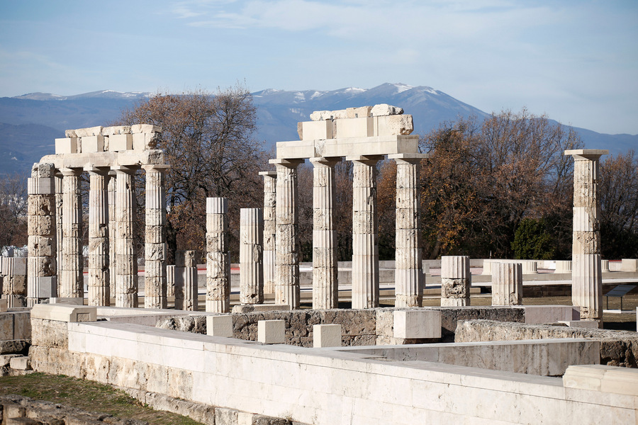 Το αναστηλωμένο ανάκτορο του Φιλίππου Β’, των Αιγών, στη Βεργίνα (ΑΠΕ-ΜΠΕ)