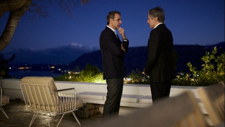 Κυριάκος Μητσοτάκης και Άντονι Μπλίνκεν στην οικία του Έλληνα πρωθυπουργού στα Χανιά