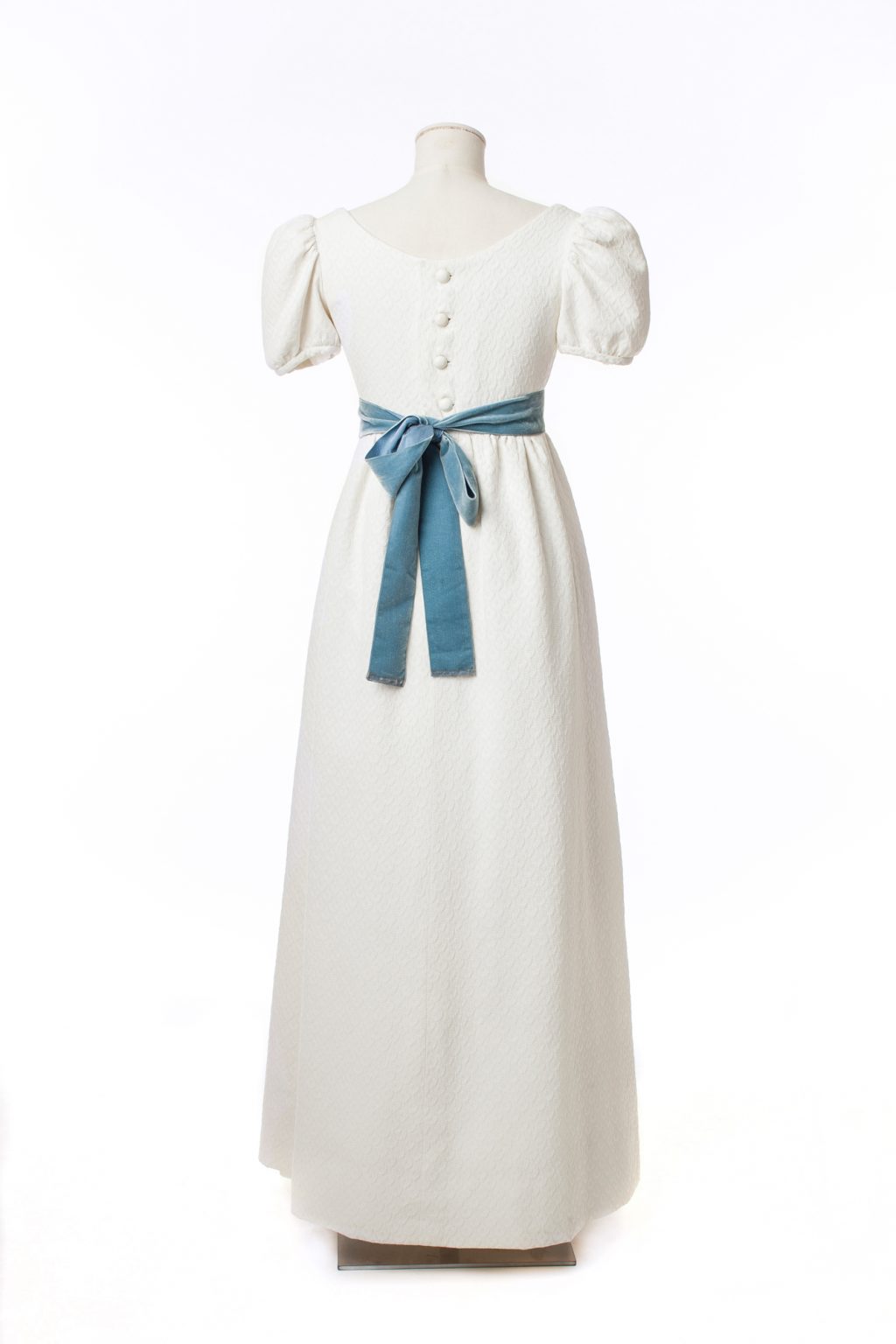 Λευκό βαμβακερό φόρεμα της Όντρεϊ ΧέπμπορνΛευκό βαμβακερό φόρεμα της Όντρεϊ Χέπμπορν