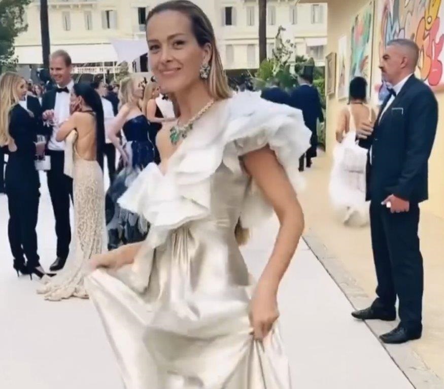 H Petra Nemcova επέλεξε να φορέσει Celia Kritharioti στο Gala του amfAR στο Φεστιβάλ των Καννών