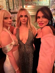 H Anya Taylor-Joy, (The Queen’s Gambit), η Cara Delevingne, η Σήλια Κριθαριώτη