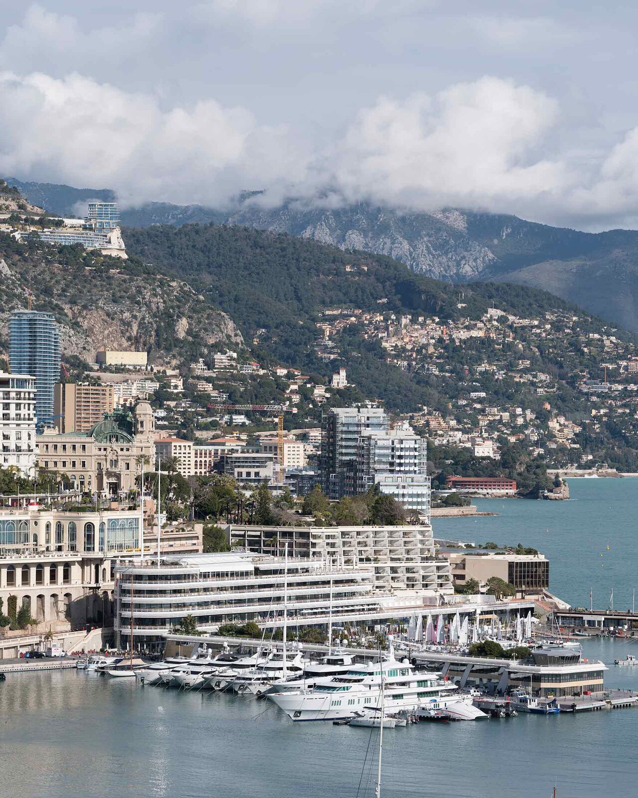 Το Γιοτ κλαμπ και λιμάνι του Μονακό. Πηγή: Eleonora Strano για το Bloomberg Businessweek
