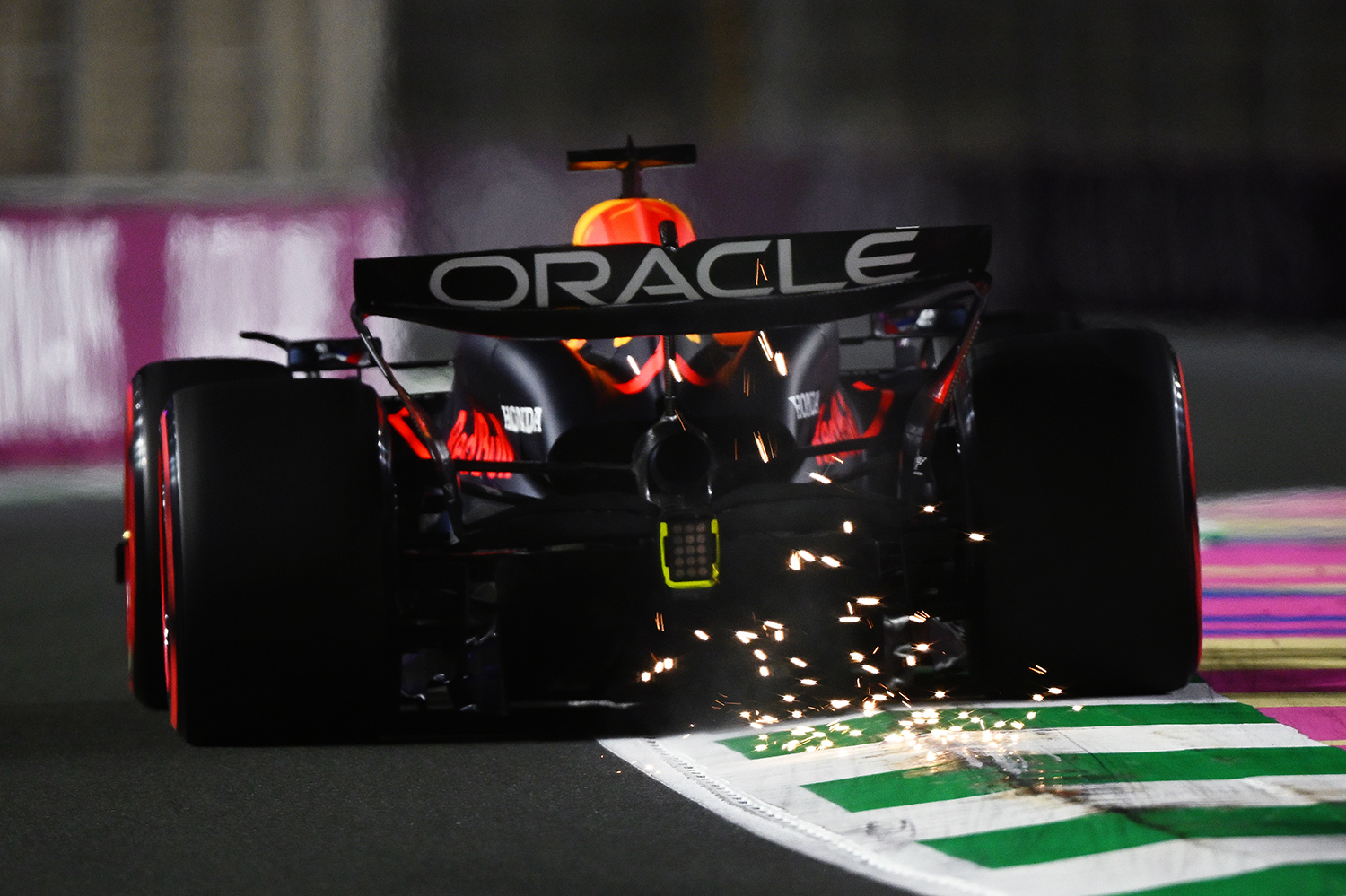 F1 Σαουδική Αραβία: Ο Verstappen στην pole!