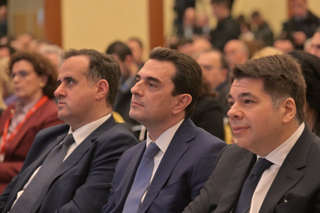 Ο υπουργός Ανάπτυξης Κώστας Σκρέκας με τον Πρέσβη των ΗΠΑ στην Ελλάδα Τζορτζ Τσούνης, στο πλαίσιο του East Macedonia & Thrace Forum
