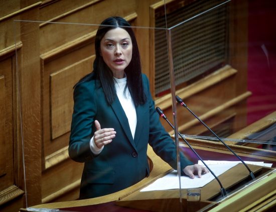 Νάντια Γιαννακοπούλου: Ανακοίνωσε την υποψηφιότητά της για την προεδρία του ΠΑΣΟΚ