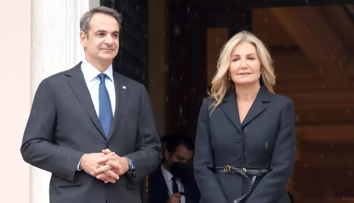 Ο πρωθυπουργός Κυριάκος Μητσοτάκης και η σύζυγός του, Μαρέβα Γκραμπόφσκι-Μητσοτάκη