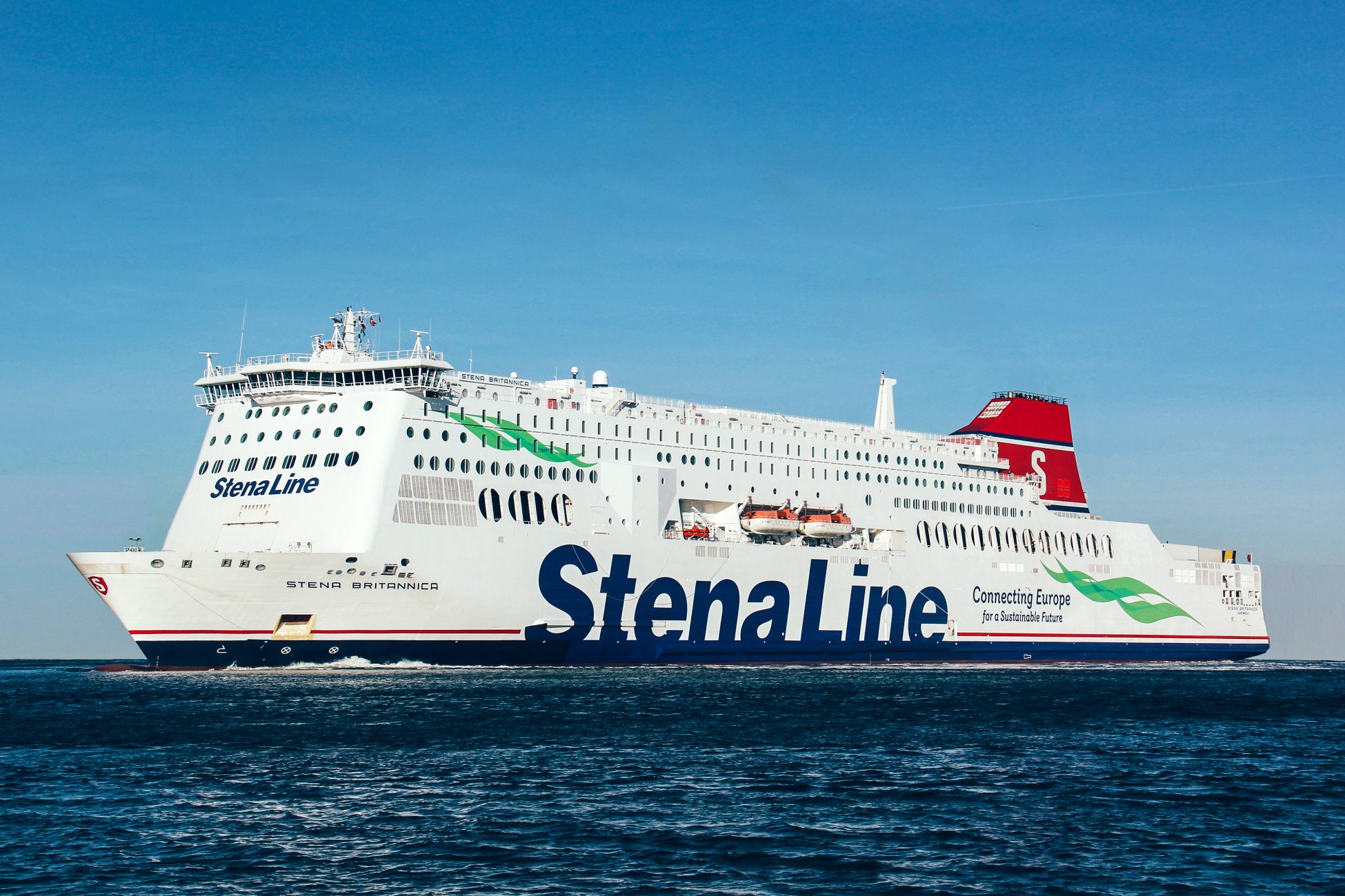 Ενισχύεται και επεκτείνεται η Stena Line με την αγορά του ποσοστού και των δύο πλοίων από την Attica Group