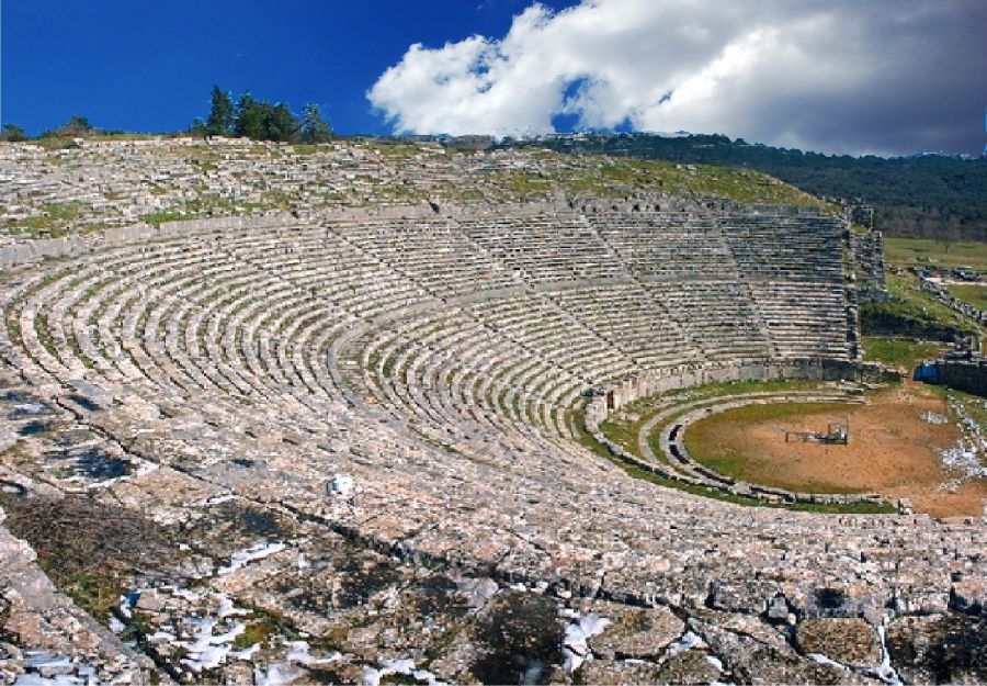 Το αρχαίο θέατρο Δωδώνης