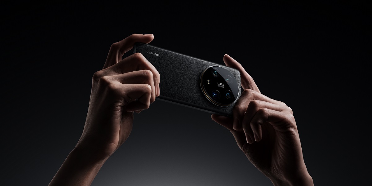The flagship Xiaomi 14 Ultra 5G has arrived at COSMOTE and German