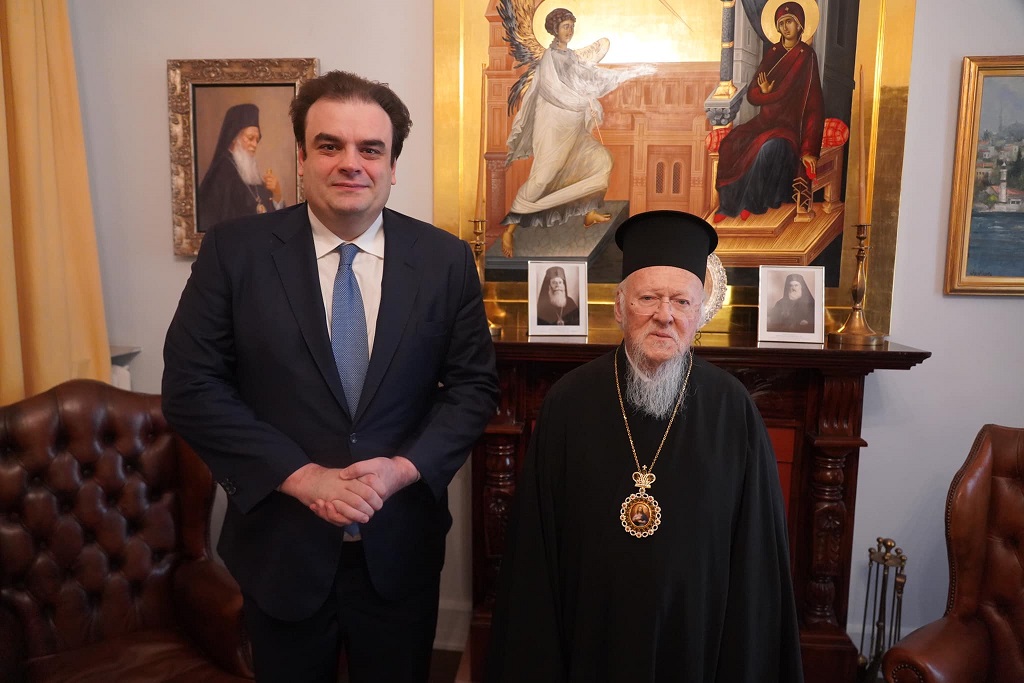 Συνάντηση Οικουμενικού Πατριάρχη Βαρθολομαίου με τον υπουργό Παιδείας, Θρησκευμάτων και Αθλητισμού Κυριάκο Πιερρακάκη.