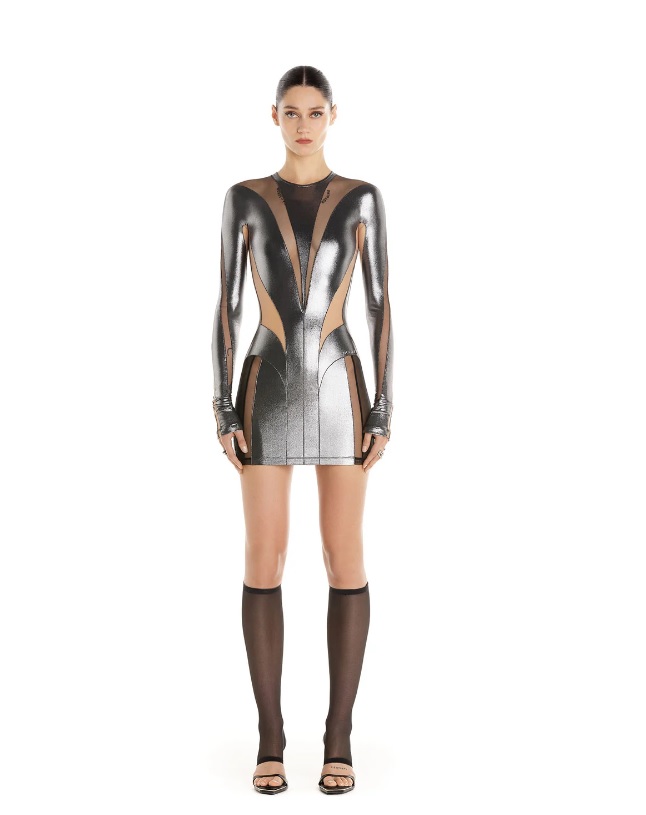 Το illusion dress από Mugler, αξίας 730 ευρώ