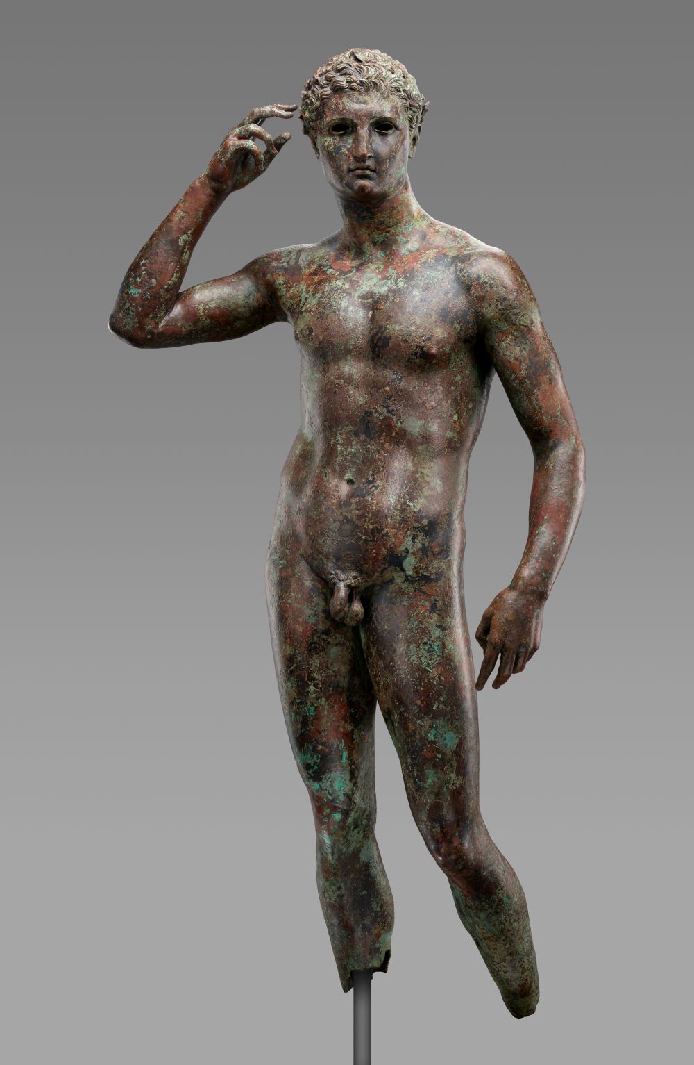 Το χάλκινο άγαλμα του Λυσίππου «Νικηφόρος νέος» ή «Αθλητής του Φάνο»  όπως εκτίθεται στο αμερικανικό μουσείο Γκέτι